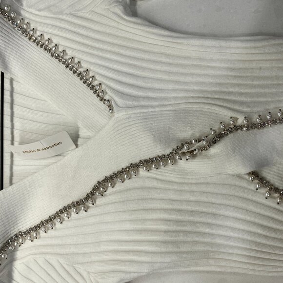 Pearl and Diamond White Sweater Top - Picture 3 of 8